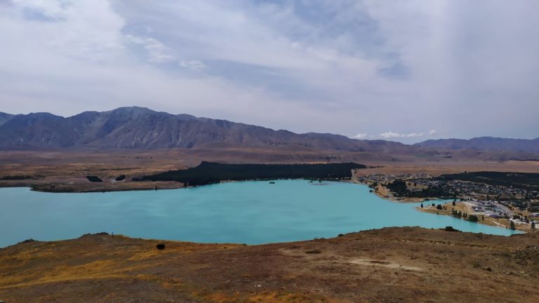 Le lac Tekapo vu depuis le Mont Saint John