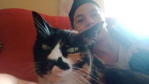 Camille et Jessie, la mignonne minette de l'auberge