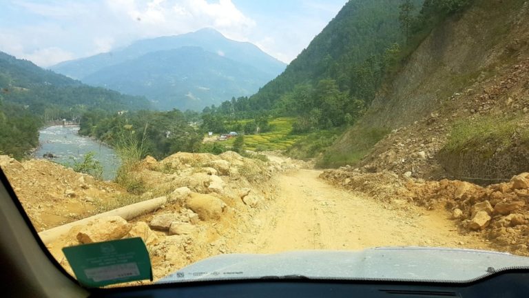 Jour 1.DHUNCHE -> CHANDANBARI